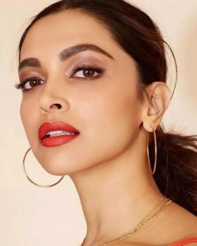 Deepika Padukone's hair designs for summer