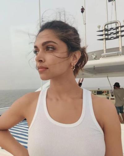 Deepika Padukone's hairstyle trends for parties