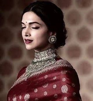 Deepika Padukone's festival hair trends