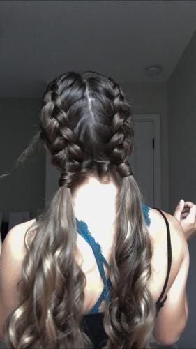 Easy-Long-Hairstyle-9