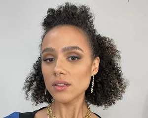 Frizzy-hair-hairstyle-6