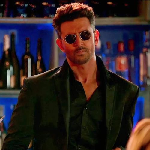 Hritik-Roshan-hairstyle-17