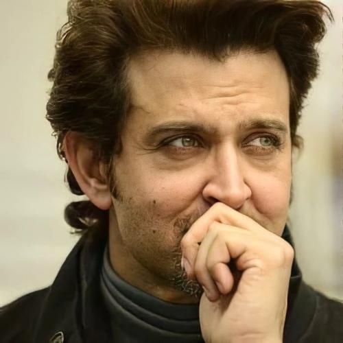 Hritik-Roshan-hairstyle-19