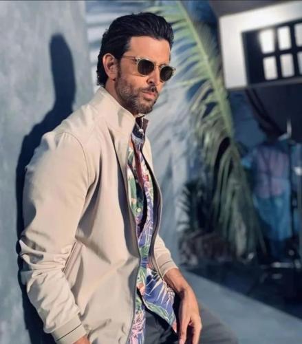 Hritik-Roshan-hairstyle-26