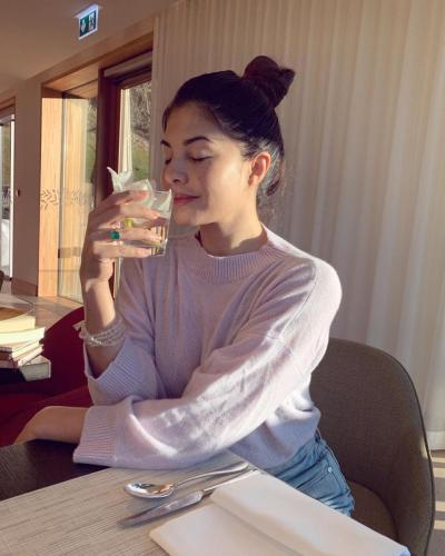 Jacqueline-Fernandez-hairstyle-26
