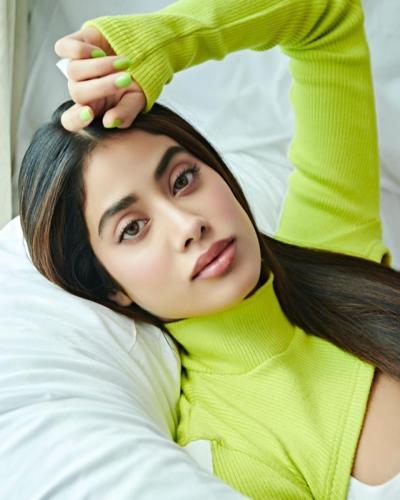 Janhvi-Kapoor-Hairstyle-7