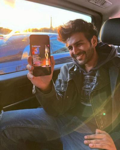 Latest hairstyles in Bollywood of Actor Kartik