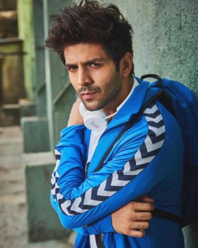 Kartik Aryan Hairstyles for men with long hair