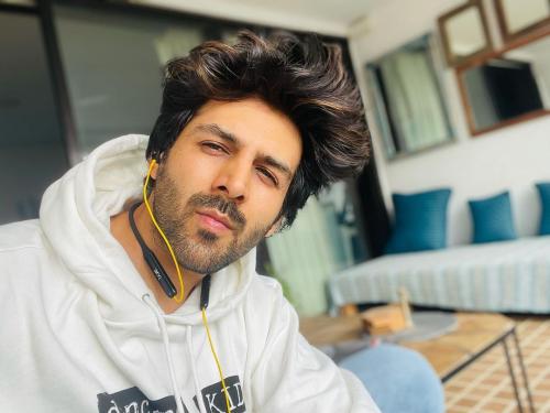 Indian film industry actor hairstyles of Kartik Aaryan