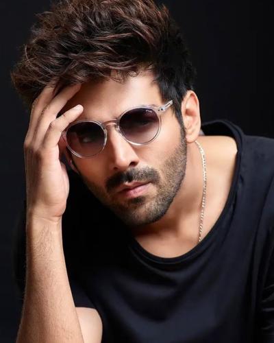 Iconic Indian actor Kartik Aaryan's hairstyles