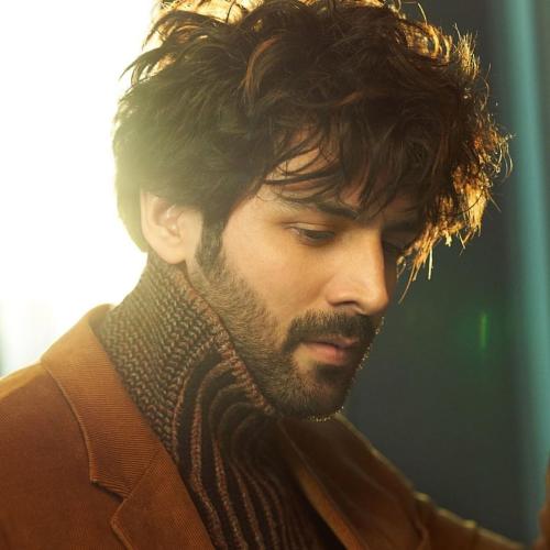 Kartik Aaryan Hairstyles in Lukachupi