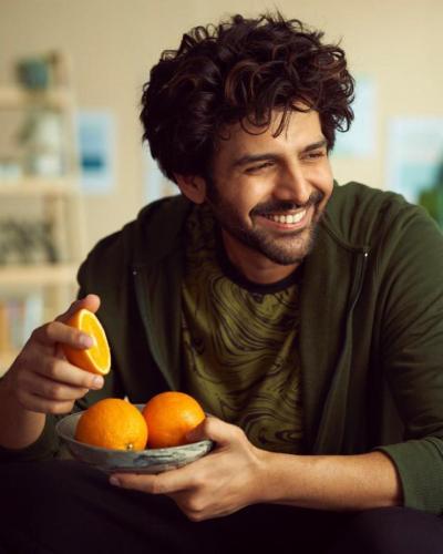 Kartik Aaryan new hairstyle