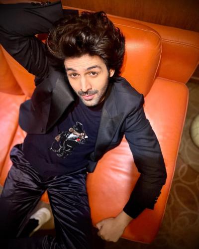 Kartik Aaryan new hairstyle