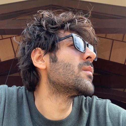 Kartik Aaryan morning look