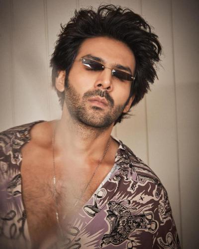 Kartik Aaryan new look
