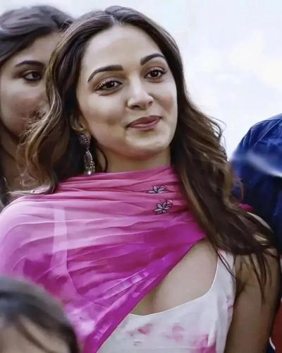 Kiara-Advani-hairstyle-108