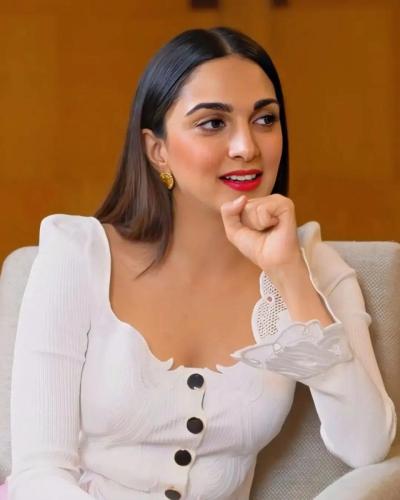 Kiara-Advani-hairstyle-39