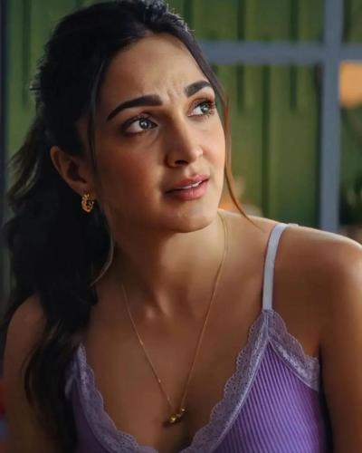 Kiara-Advani-hairstyle-42