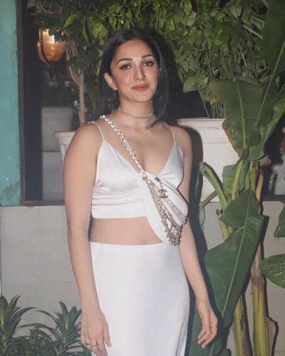 Kiara-Advani-hairstyle-58