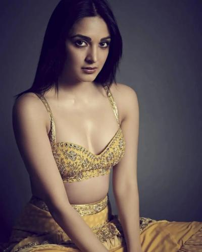 Kiara-Advani-hairstyle-60