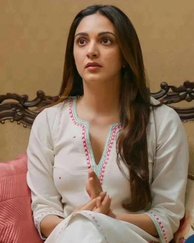Kiara-Advani-hairstyle-61