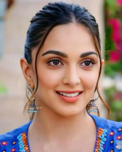 Kiara-Advani-hairstyle-94