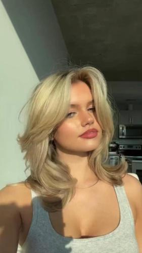 Layered-Haircut-with-Bangs-10