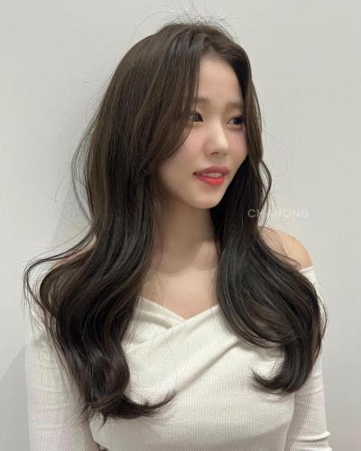 Layered-Haircut-with-Bangs-104