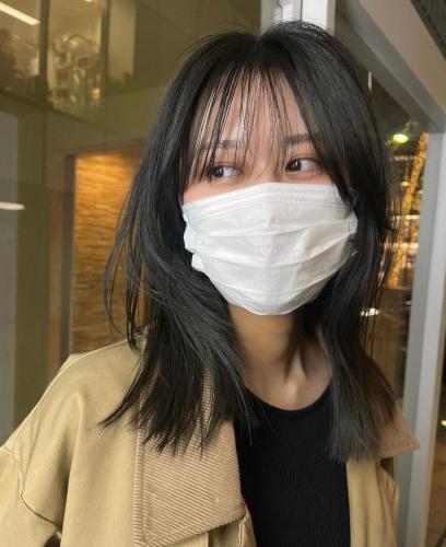 Layered-Haircut-with-Bangs-111