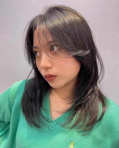 Layered-Haircut-with-Bangs-136