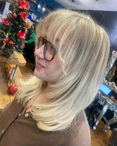 Layered-Haircut-with-Bangs-138