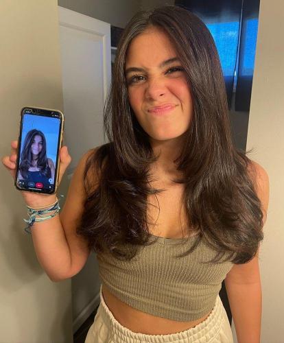 Layered-Haircut-with-Bangs-143