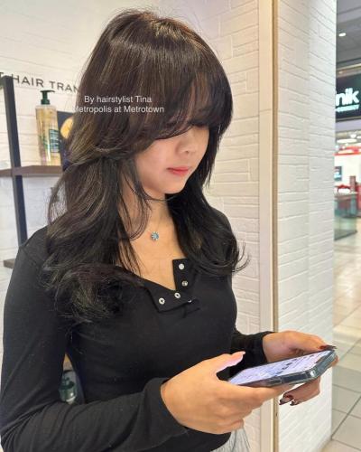 Layered-Haircut-with-Bangs-144