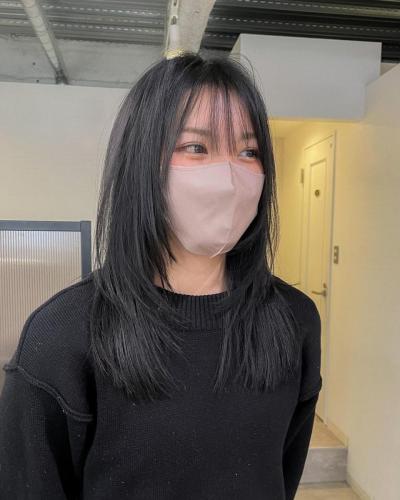 Layered-Haircut-with-Bangs-145