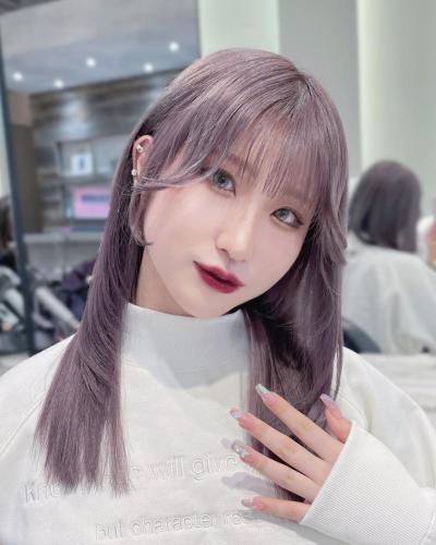 Layered-Haircut-with-Bangs-153