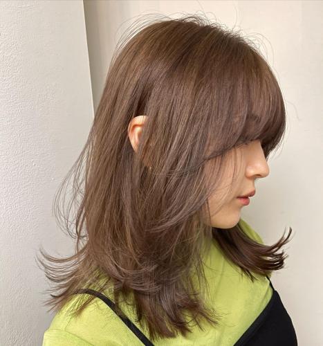 Layered-Haircut-with-Bangs-171
