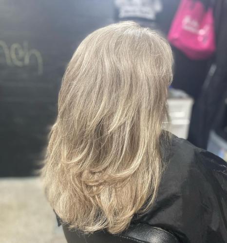 Layered-Haircut-with-Bangs-173