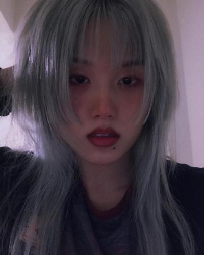 Layered-Haircut-with-Bangs-182