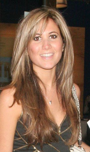 Layered-Haircut-with-Bangs-49