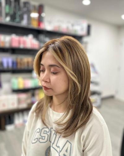 Layered-Haircut-with-Bangs-59