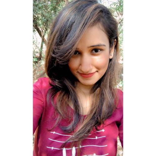 Layered-Haircut-with-Bangs-94