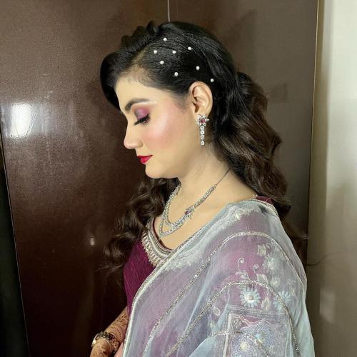 Party-Wear-Hairstyle-for-long-hair-19