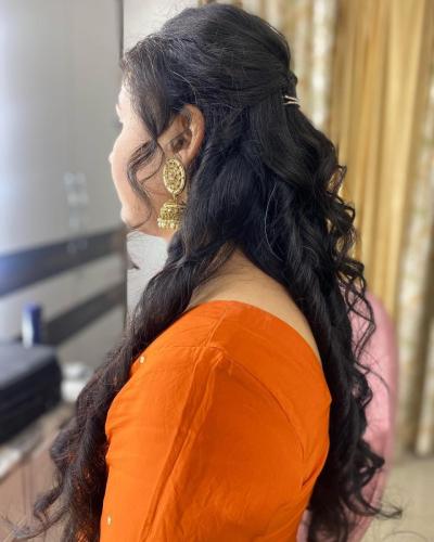 Party-Wear-Hairstyle-for-long-hair-27