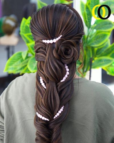 Party-Wear-Hairstyle-for-long-hair-9
