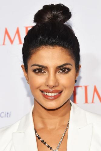 Priyanka-Chopra-Hairstyle-9