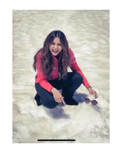 Rakulpreet-Singh-hairstyle-16