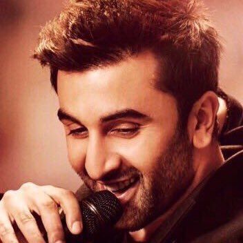Ranbir-Kapoor-hairstyle-13