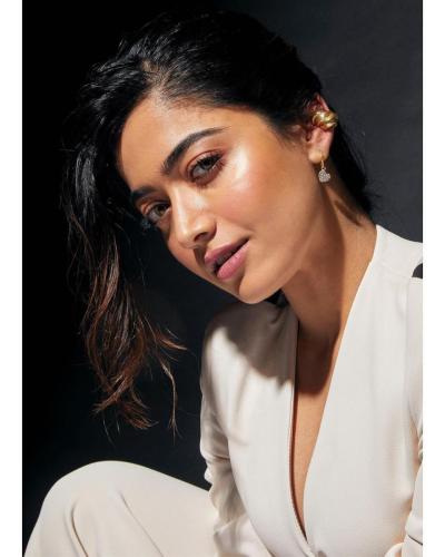 Rashmika-Mandanna-Hairstyle-1
