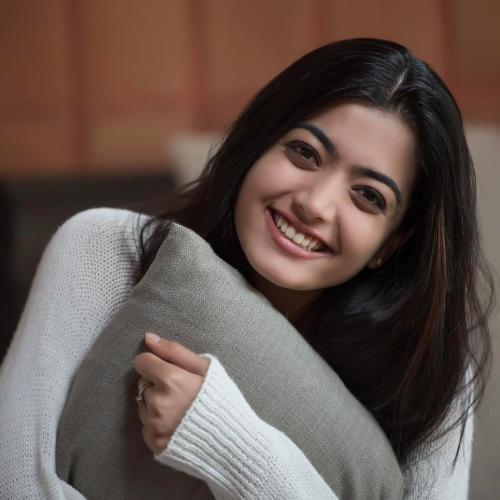 Rashmika-Mandanna-Hairstyle-2