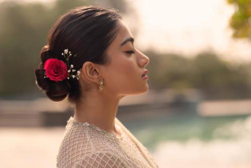 Rashmika-Mandanna-Hairstyle-31